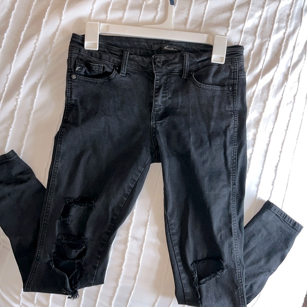 Size 27 KanCan skinny distressed jeans